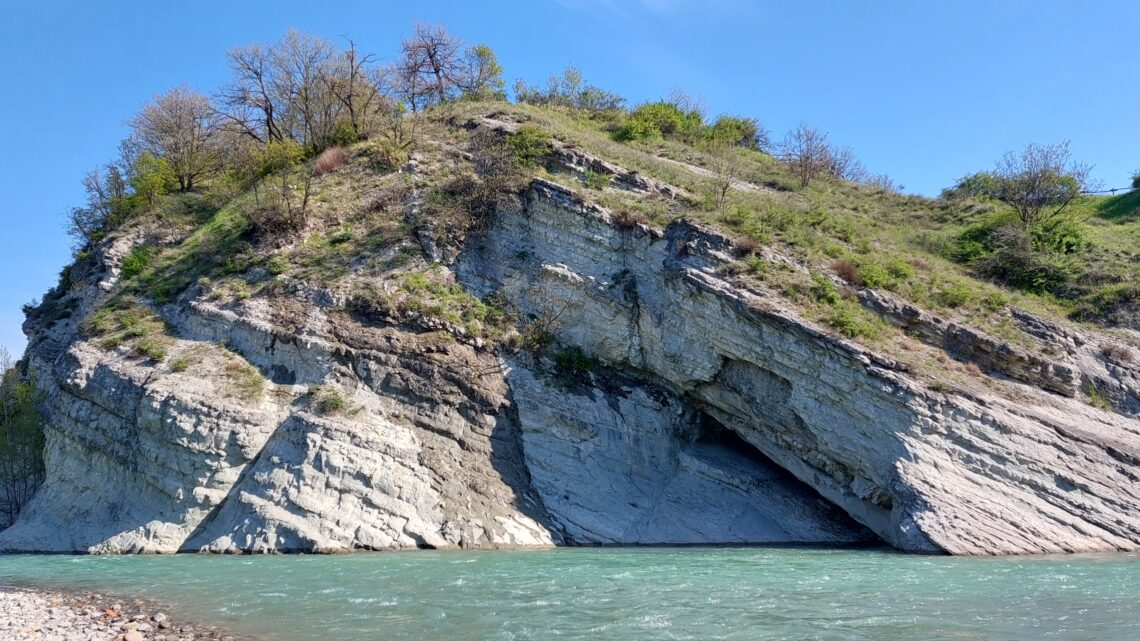 Visite guidate al Geosito Traversa di Castellarano e Stretta di Pescale Visite guidate al Geosito Traversa di Castellarano e Stretta di Pescale